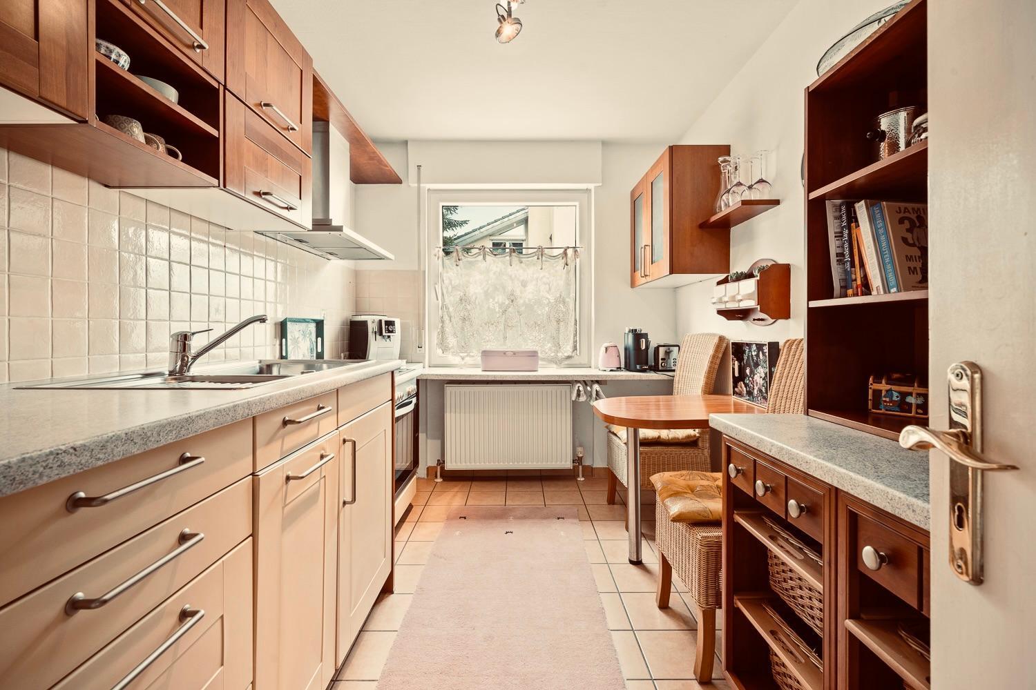 Louise 50 M Zum Apartment