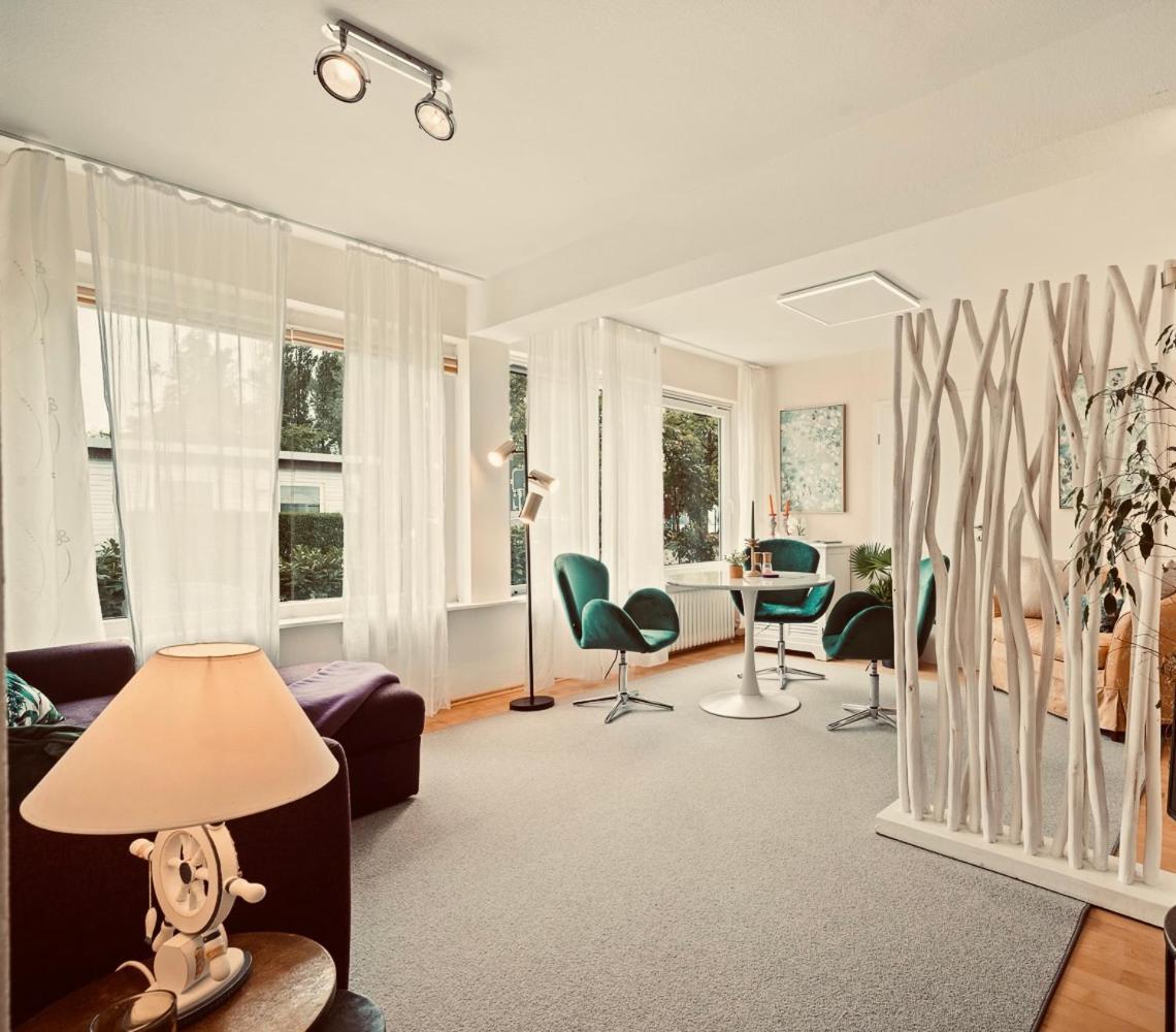 Louise 50 M Zum Apartment *